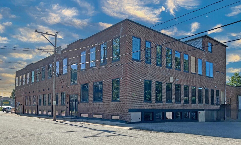 66 Third St, Dover, NH for lease - Building Photo - Image 1 of 5