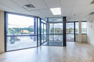 46045 Palisade Parkway, Sterling, VA for lease Interior Photo- Image 2 of 11