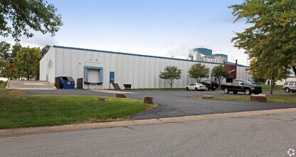 4011 E 138th St, Grandview, MO for lease Building Photo- Image 1 of 2