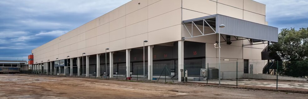 Carrer M Zona Franca, 1, Barcelona, Barcelona for lease - Building Photo - Image 3 of 6