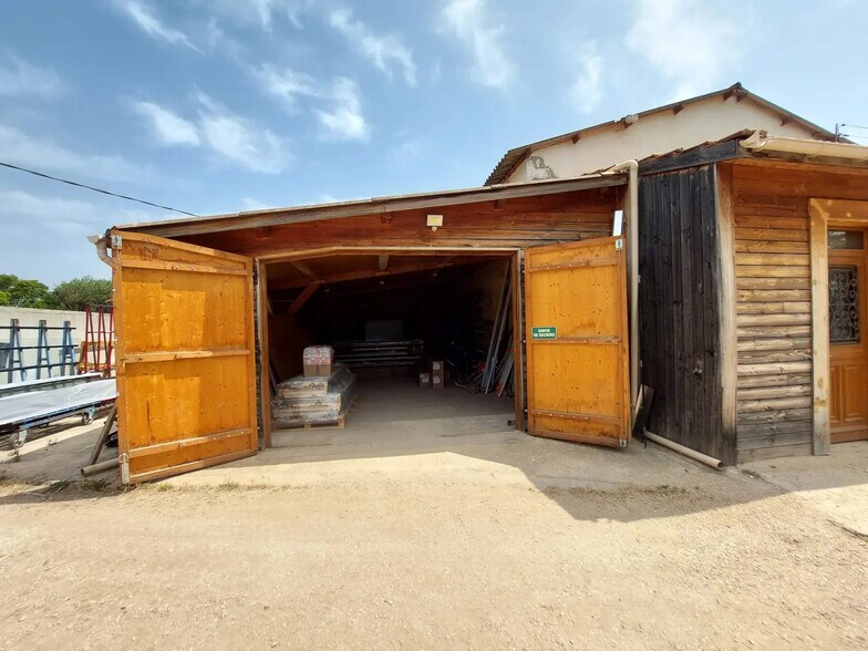 Flex in La Farlède for lease - Building Photo - Image 3 of 14