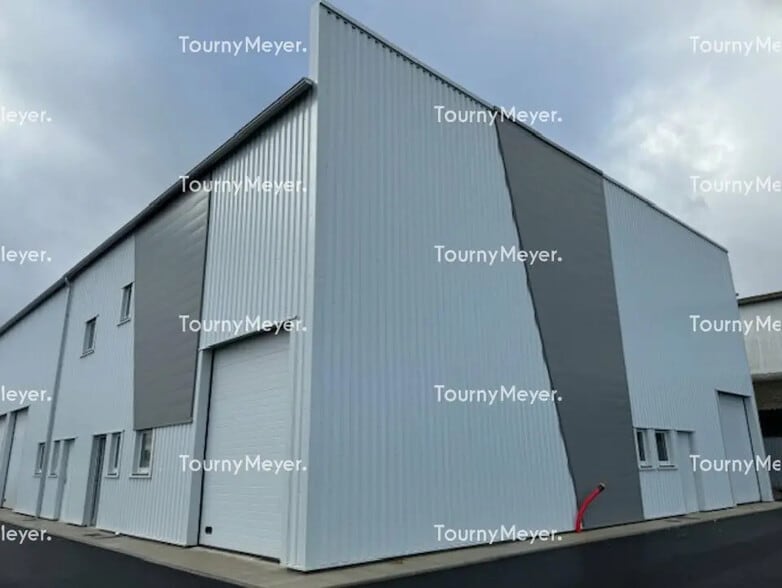 Flex in Lespinasse for lease - Building Photo - Image 3 of 4