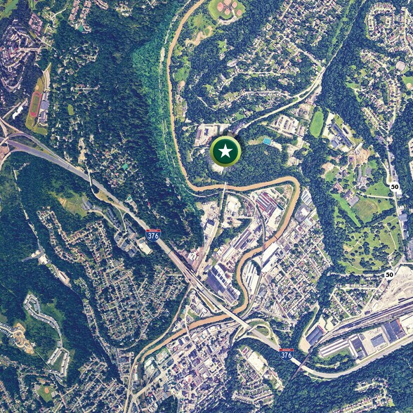 65 Bells Run Rd, Crafton, PA for lease - Building Photo - Image 2 of 3