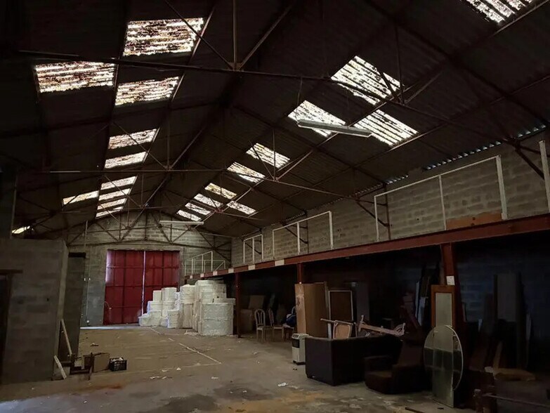 Industrial in Libourne for sale - Building Photo - Image 3 of 4