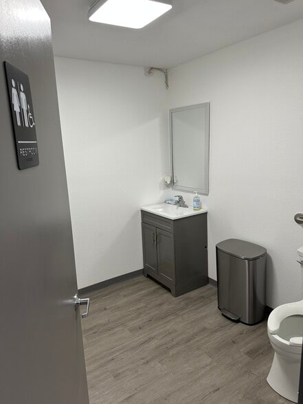 1704 West Ave, San Antonio, TX for sale - Building Photo - Image 2 of 8