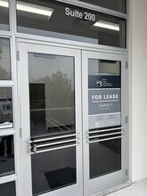 9535 NW 174th St, Hialeah, FL for lease Building Photo- Image 1 of 10