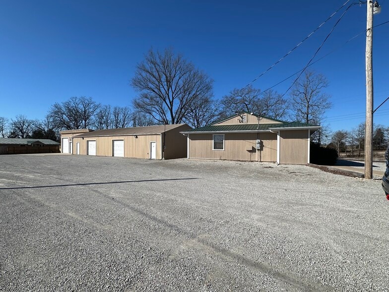6452 MO-76, Kirbyville, MO for sale - Primary Photo - Image 1 of 1