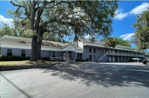 157 John Sims Pky W, Niceville, FL for sale Primary Photo- Image 1 of 7