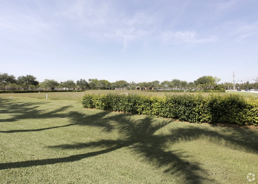 10800 Miramar Pky, Miramar, FL for sale - Building Photo - Image 2 of 4