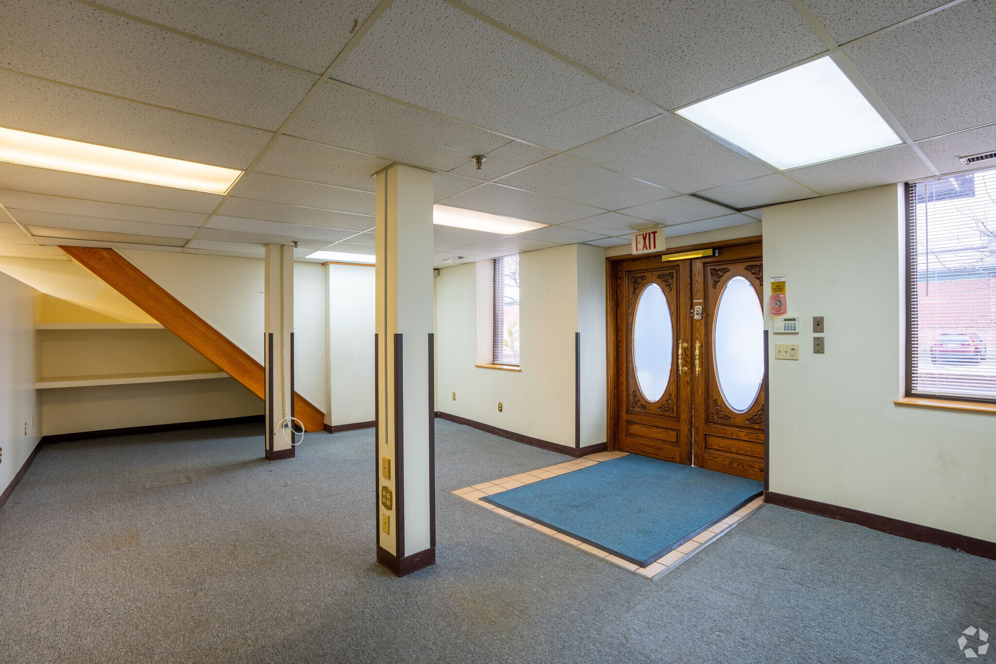 47 Hall St, Medford, MA for lease Interior Photo- Image 1 of 12