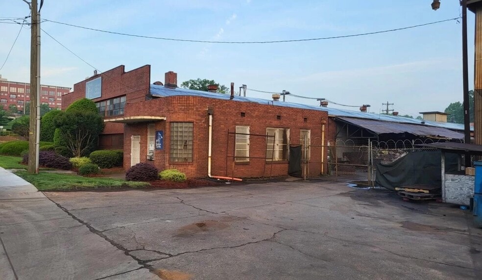 901 N Church St, Charlotte, NC for sale - Building Photo - Image 3 of 17