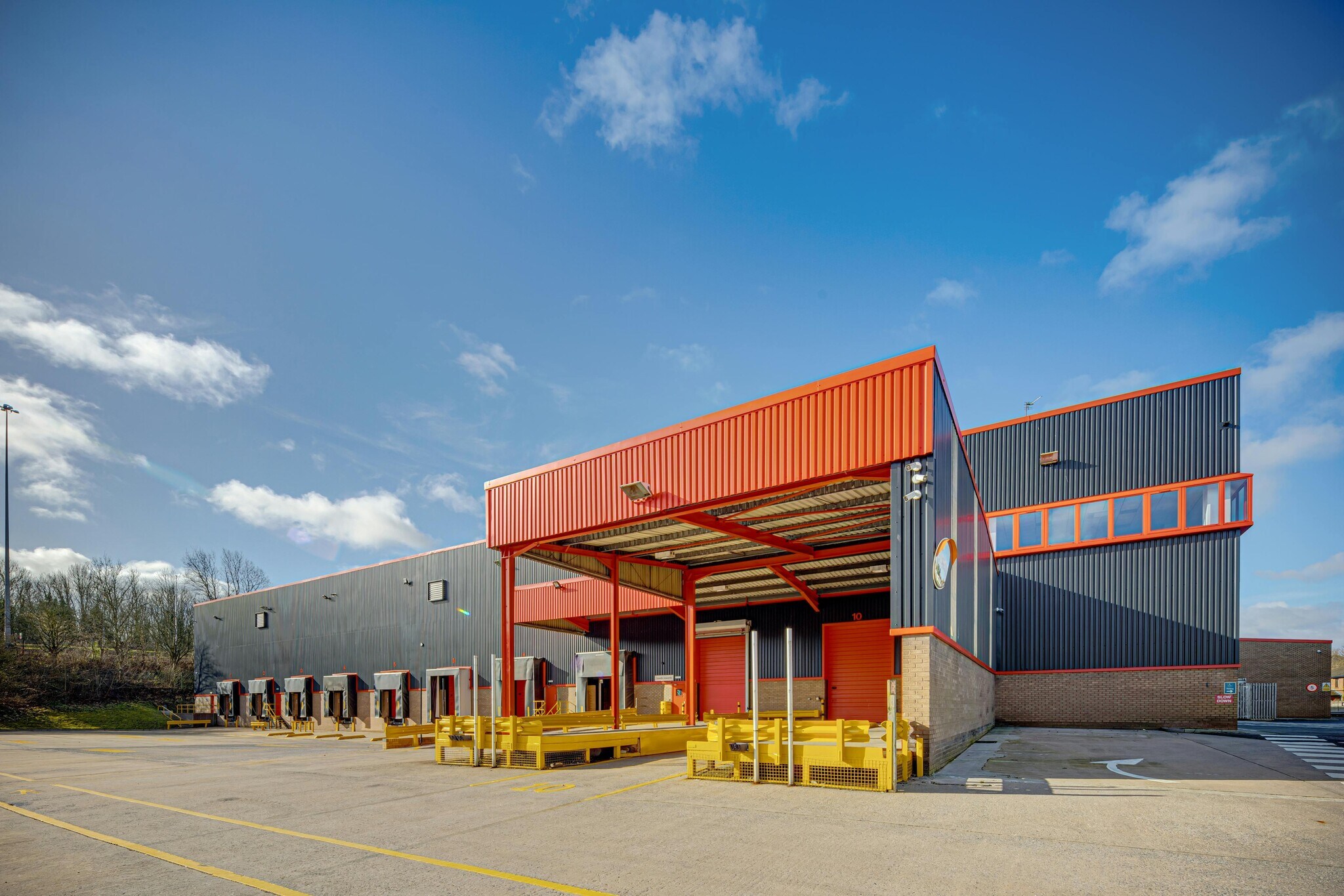 Lister Rd, Runcorn for lease Primary Photo- Image 1 of 6