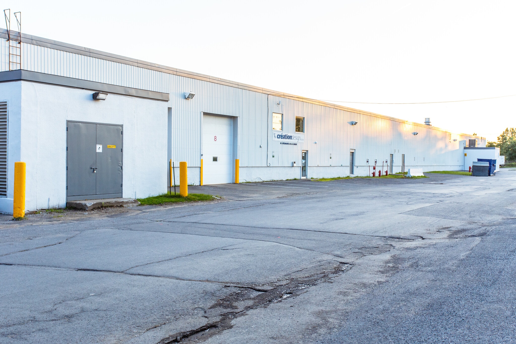 1095-1105 Rue Vincent-Massey, Québec, QC for sale Primary Photo- Image 1 of 1