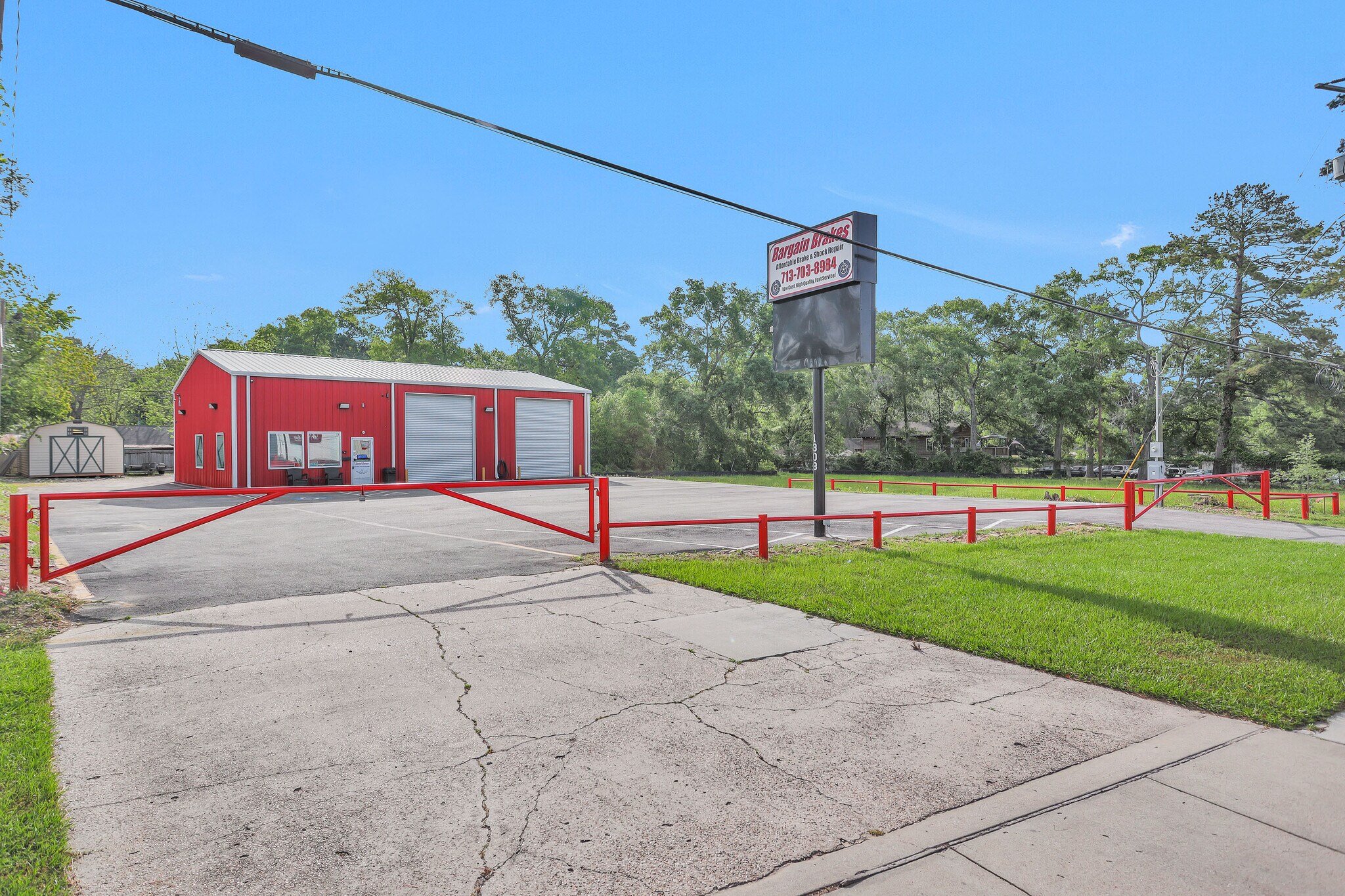 1308 N Frazier St, Conroe, TX for sale Building Photo- Image 1 of 1