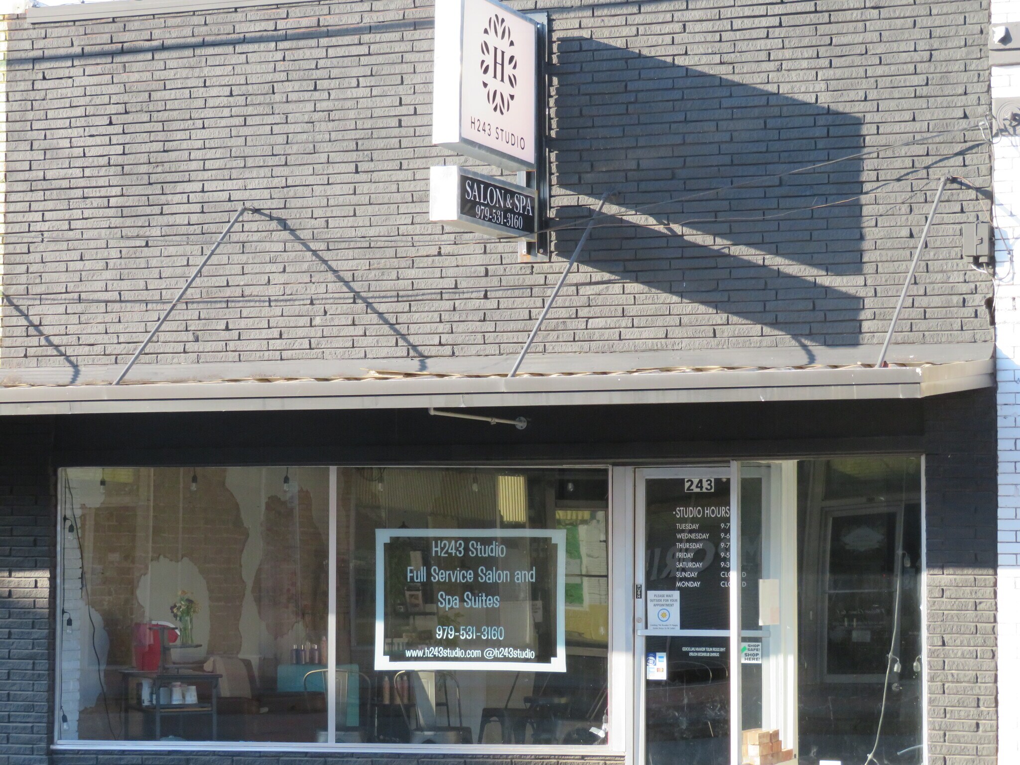 243 W Milam St, Wharton, TX for sale Primary Photo- Image 1 of 1