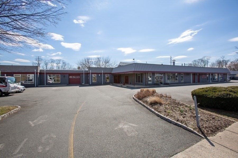 505 Terrill Rd, Scotch Plains, NJ 07076