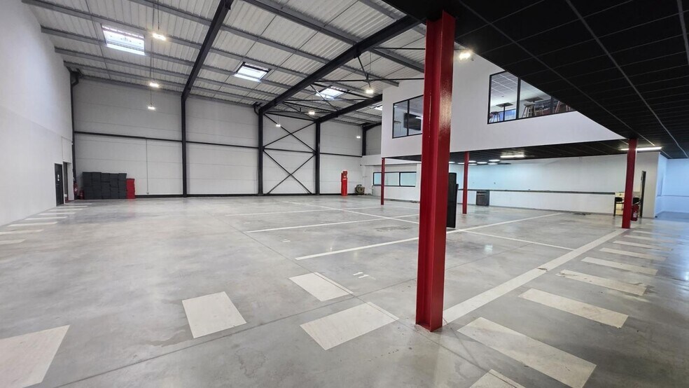Flex in Signes for sale - Building Photo - Image 2 of 10