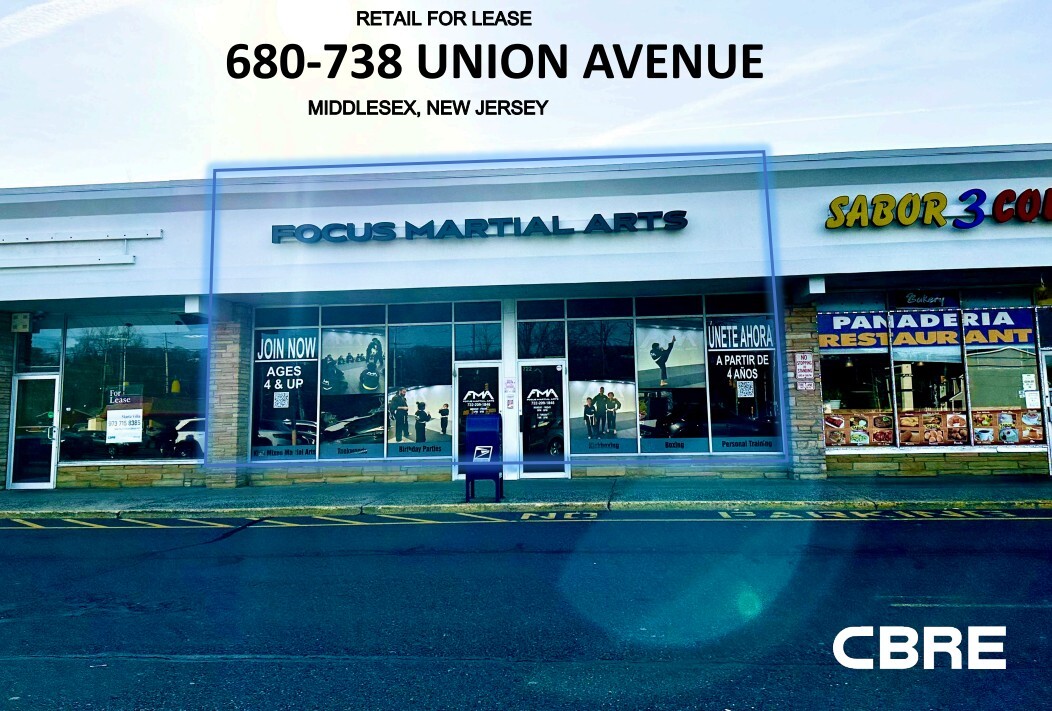 738 Union Ave, Middlesex, NJ for lease Building Photo- Image 1 of 3