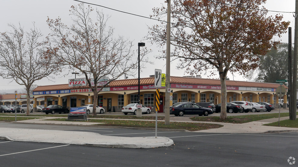 826 Queenston Rd, Hamilton, ON for sale - Primary Photo - Image 1 of 1