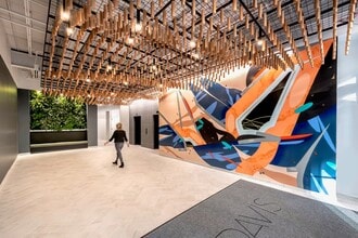 820 Davis St, Evanston, IL for lease Lobby- Image 1 of 15