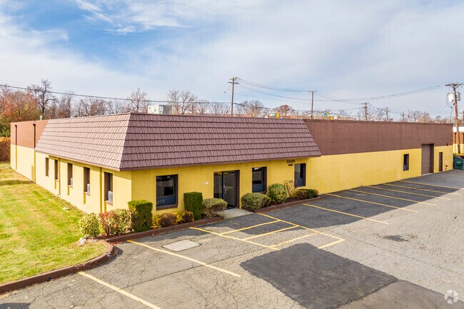 More details for 280 N Midland Ave, Saddle Brook, NJ - Office, Industrial for Lease