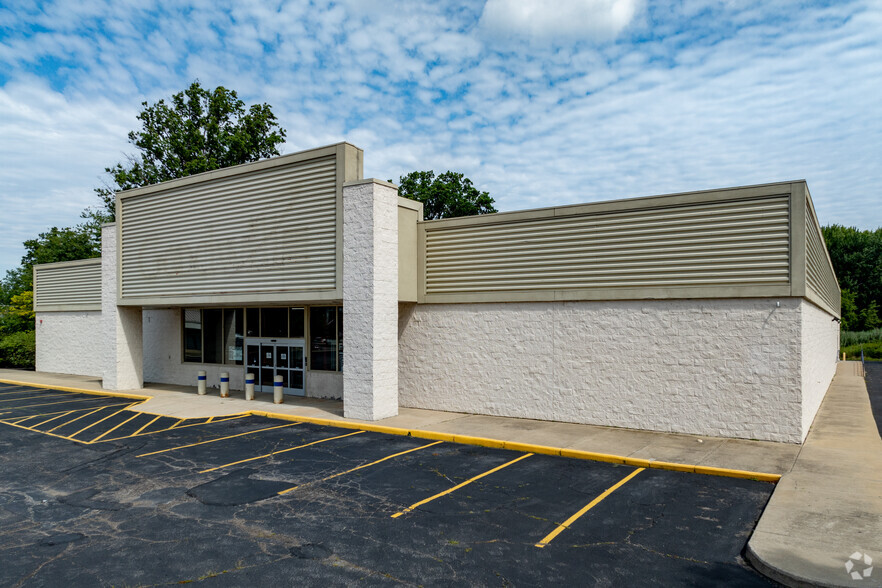 33459 Vine St, Eastlake, OH for lease - Building Photo - Image 1 of 11