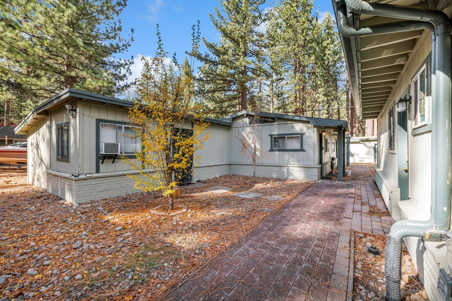 2975 Sacramento Ave, South Lake Tahoe, CA for sale - Building Photo - Image 3 of 16