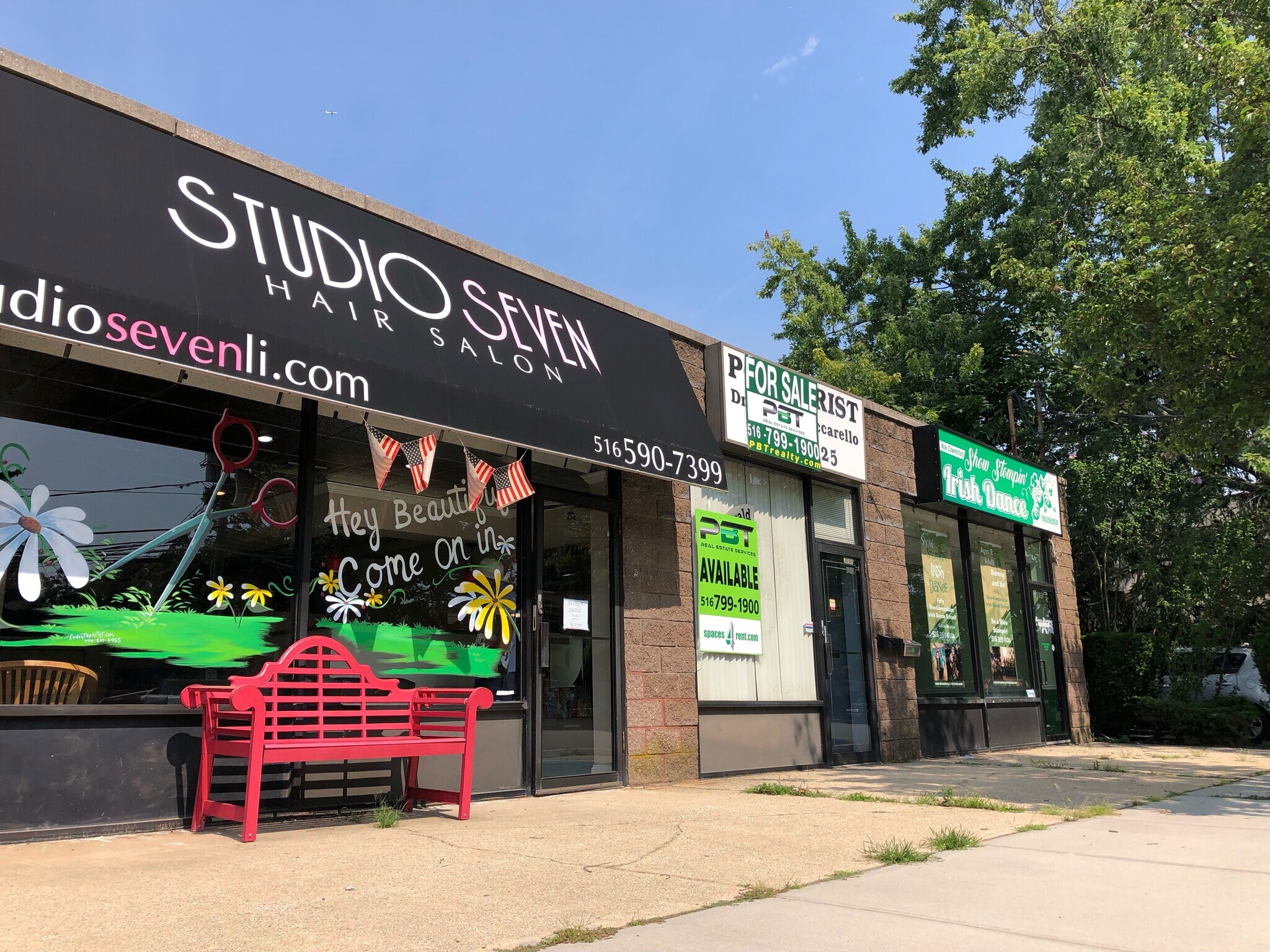 2090-2100 Wantagh Ave, Wantagh, NY for sale Building Photo- Image 1 of 1