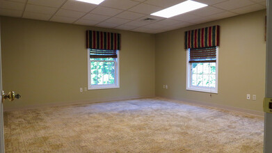 360 State Route 101, Bedford, NH for lease Interior Photo- Image 2 of 7