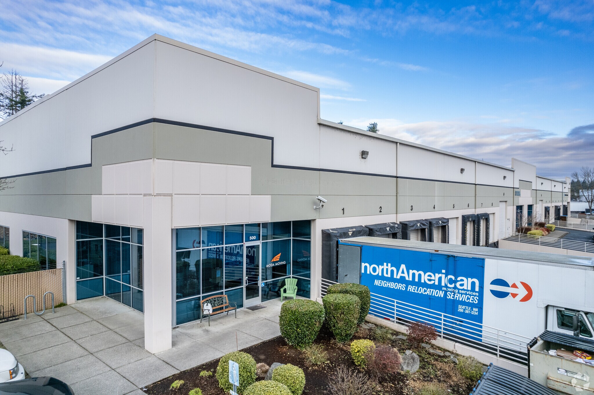 26211 SW 95th Ave, Wilsonville, OR for lease Primary Photo- Image 1 of 5