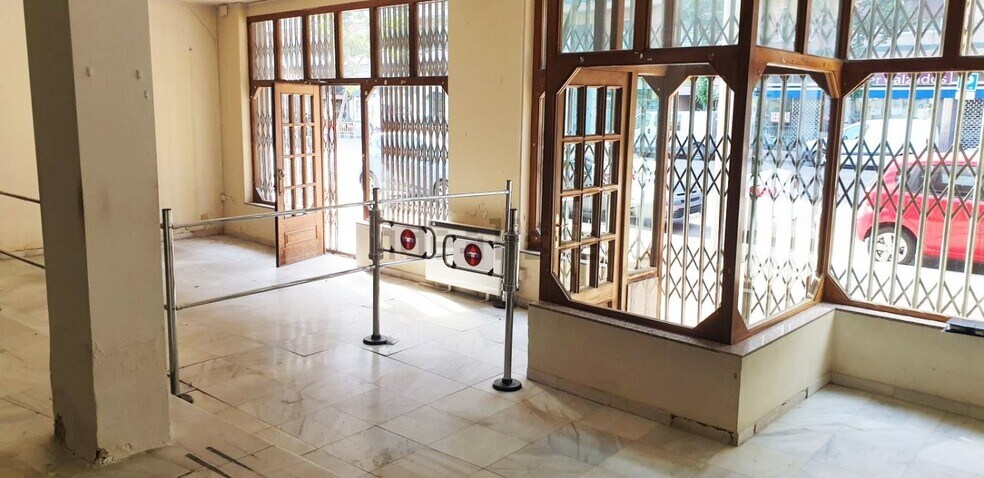 Retail in Salamanca for sale - Building Photo - Image 3 of 4