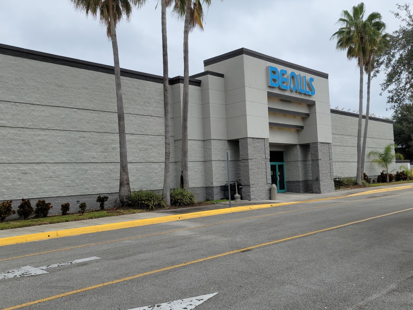 901 US Highway 27 N, Sebring, FL 33870 Lakeshore Mall 901 US Highway 27 N, Sebring, FL 33870 Lakeshore Mall