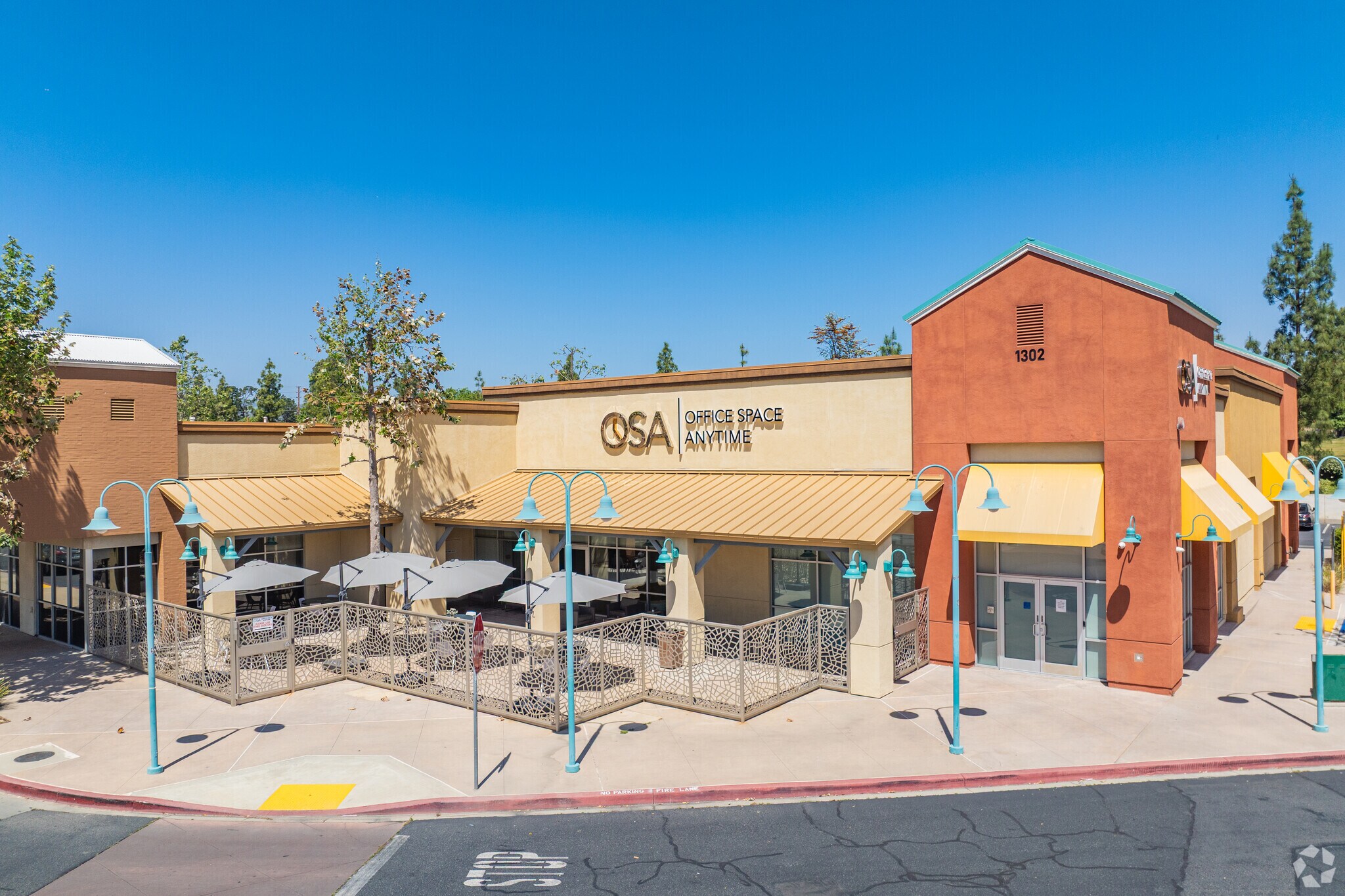 Madera Rd, Simi Valley, CA for sale Primary Photo- Image 1 of 1