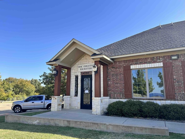 7000 Parkwood Blvd, Frisco, TX for sale - Building Photo - Image 2 of 5