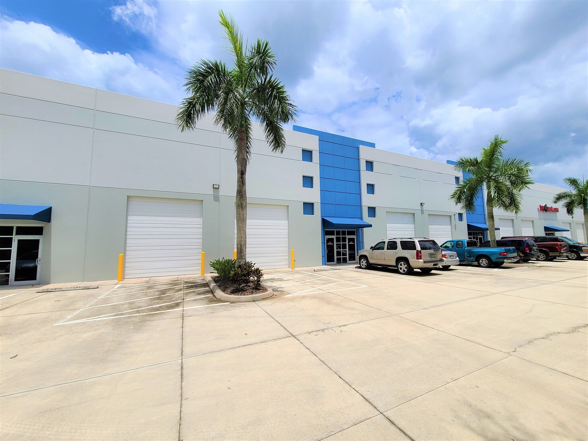 7744-7792 SW Jack James Dr, Stuart, FL for sale Building Photo- Image 1 of 1