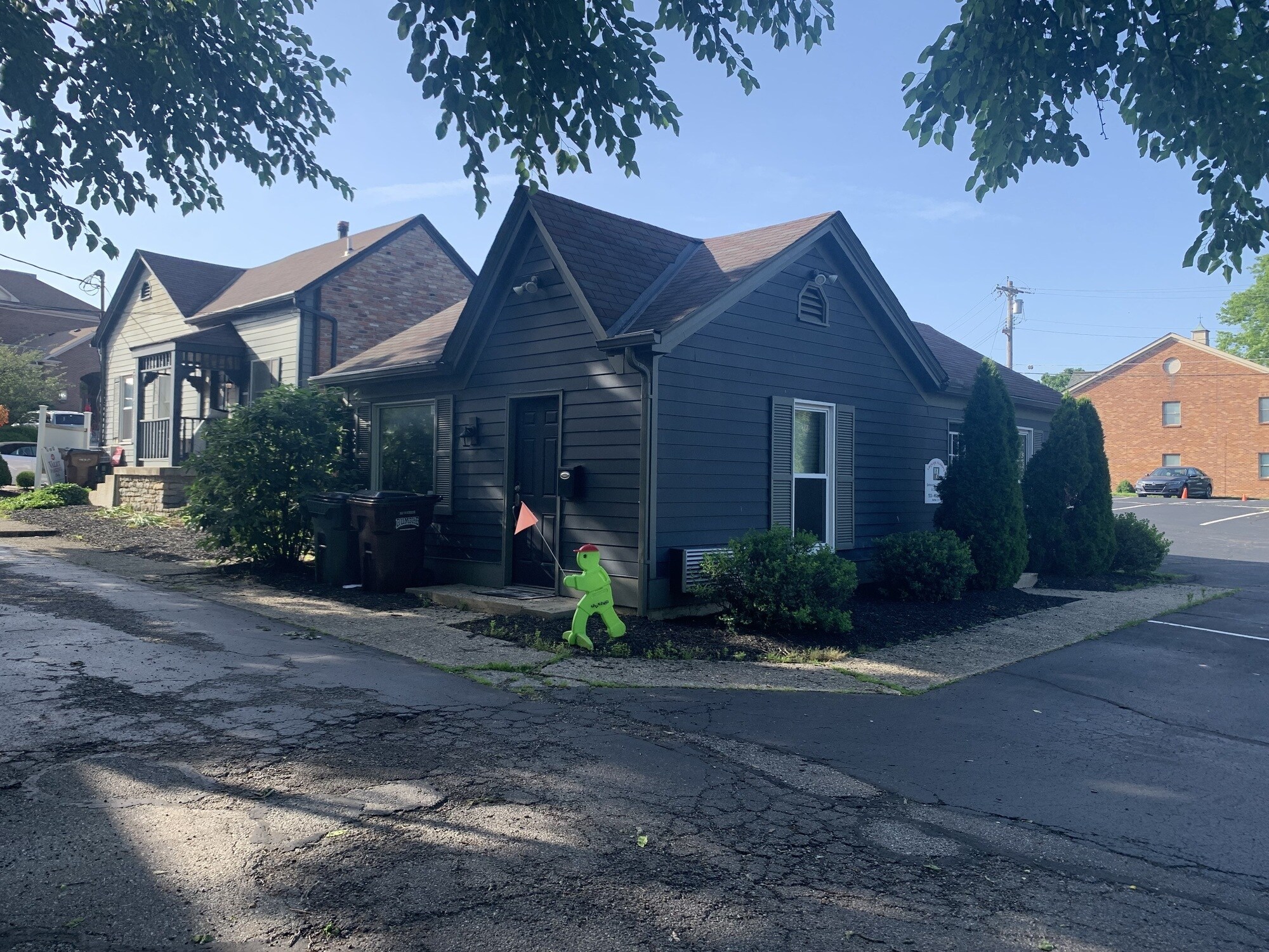 9400 Main St, Cincinnati, OH for sale Building Photo- Image 1 of 1