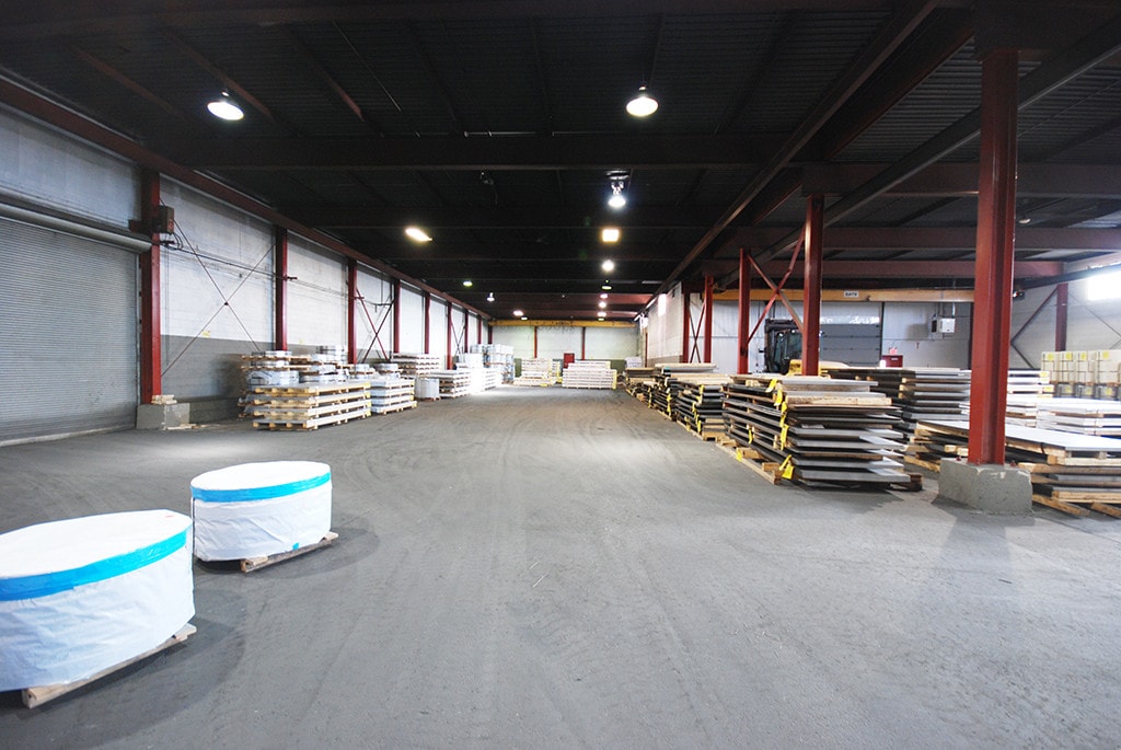 1390 17th Ave SE, Calgary, AB for sale Interior Photo- Image 1 of 1