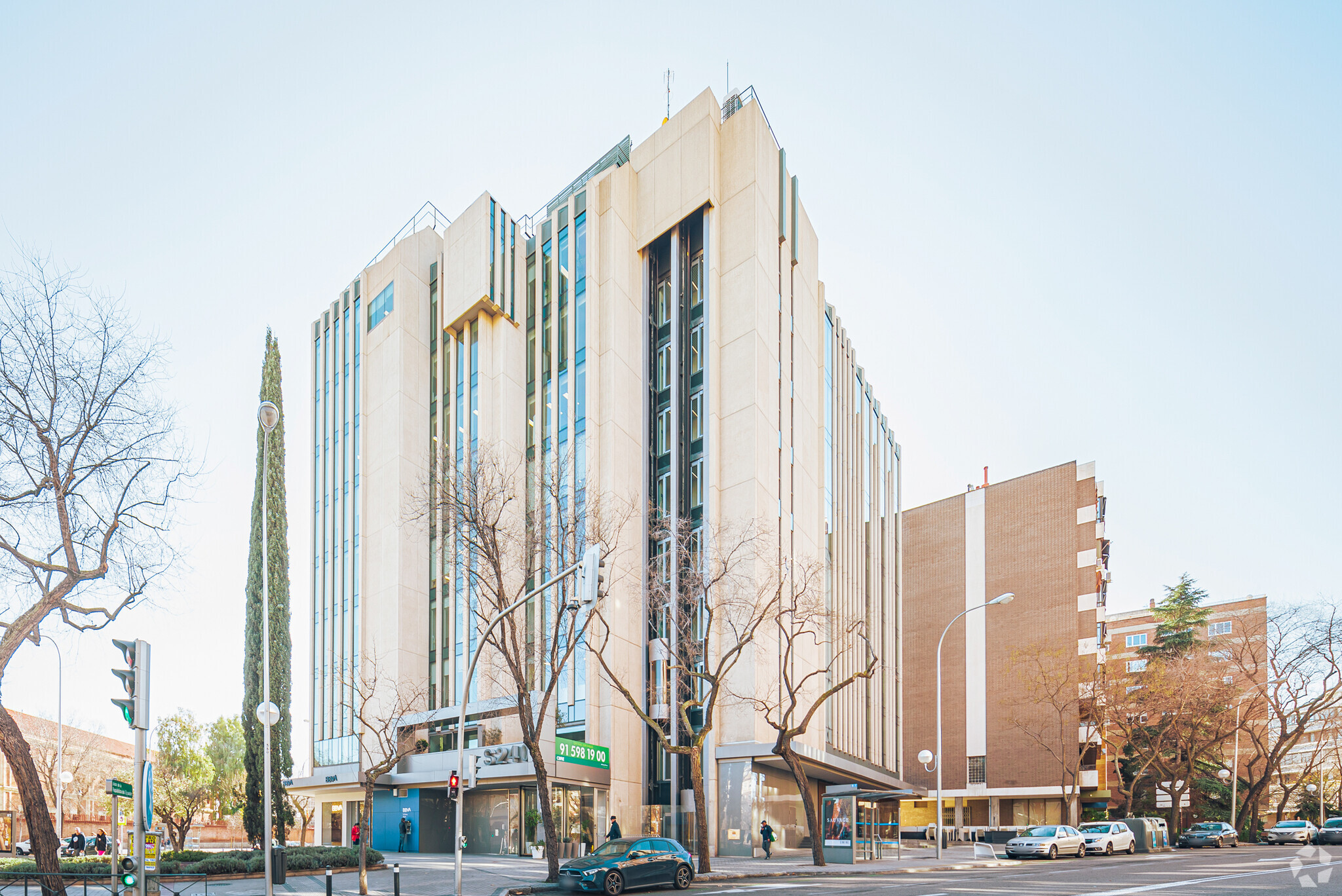 Calle Serrano, 240, Madrid, Madrid for lease Primary Photo- Image 1 of 11