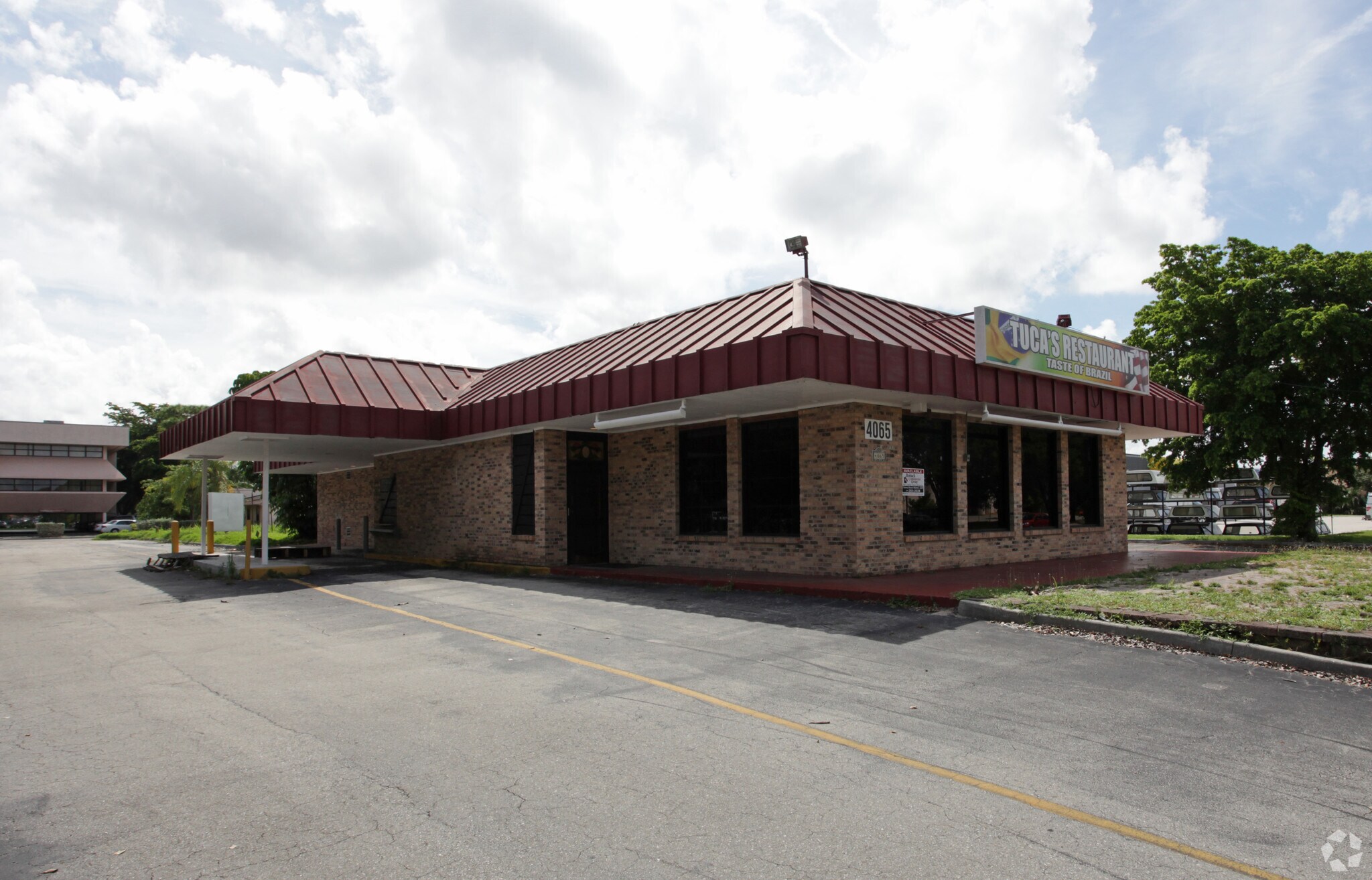 4065 Fowler St, Fort Myers, FL for sale Primary Photo- Image 1 of 1