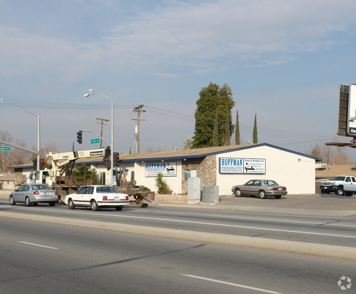 712-800 N Chester Ave, Bakersfield, CA for lease - Building Photo - Image 3 of 8