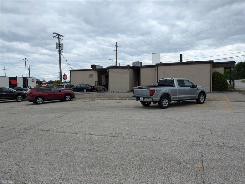 1741 Broadway, Geneva, OH for sale - Building Photo - Image 3 of 6