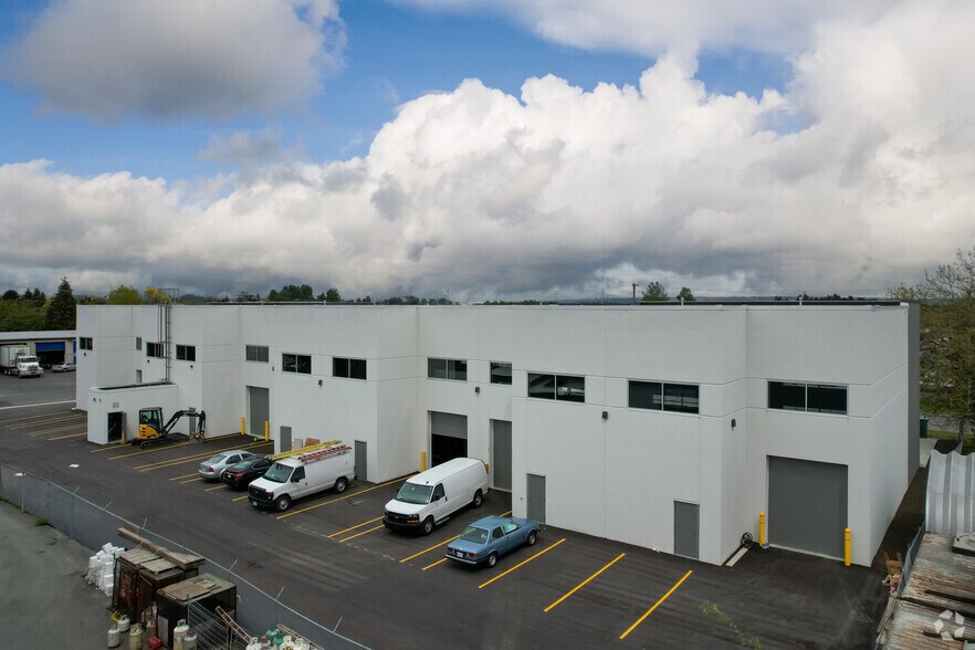 7484 Hume Ave, Delta, BC for lease - Building Photo - Image 3 of 4