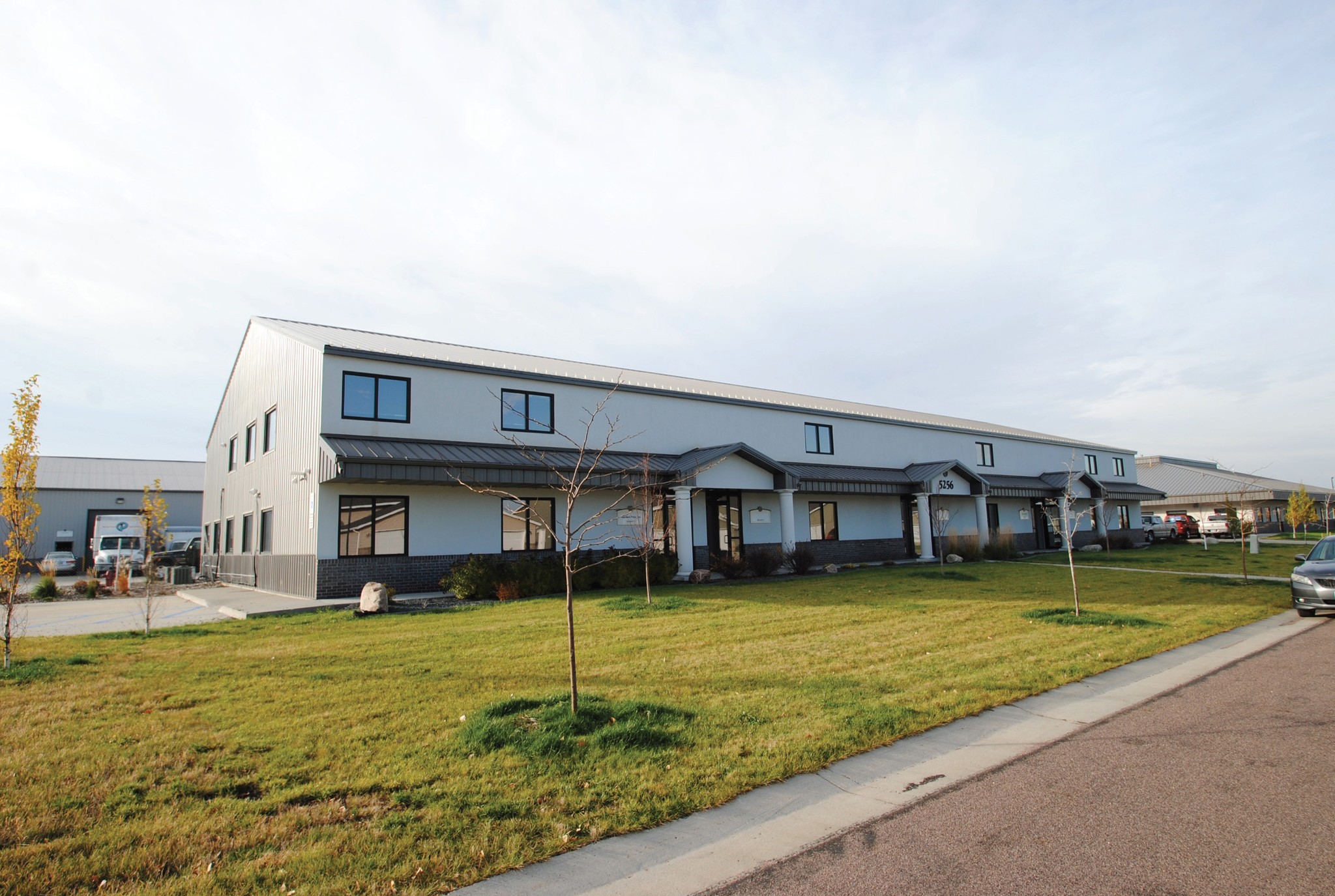 5256 53rd St S, Fargo, ND for sale Primary Photo- Image 1 of 1