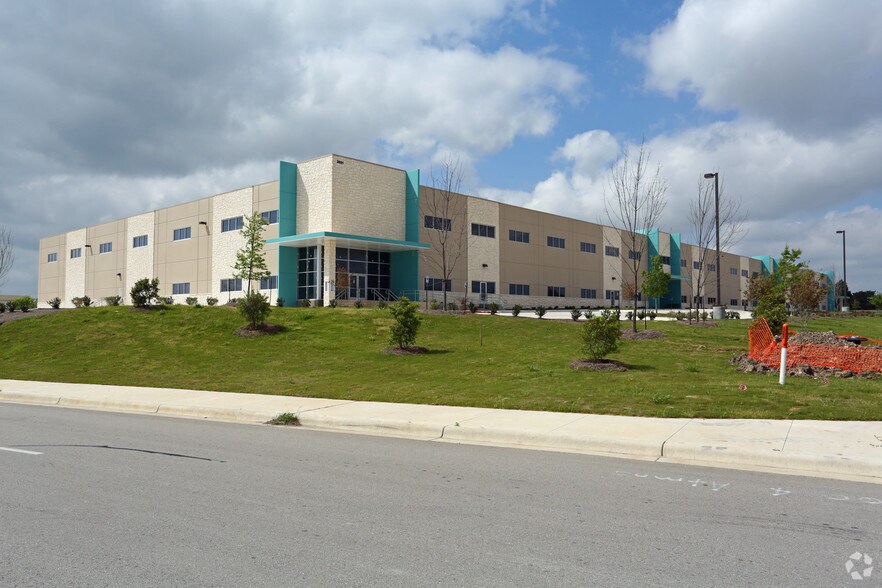 3801 Helios Way, Pflugerville, TX for sale - Primary Photo - Image 1 of 1