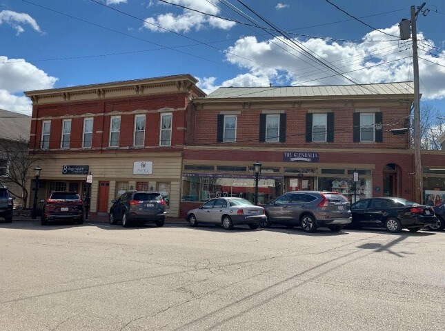 11 Village Sq, Cincinnati, OH for sale Primary Photo- Image 1 of 1