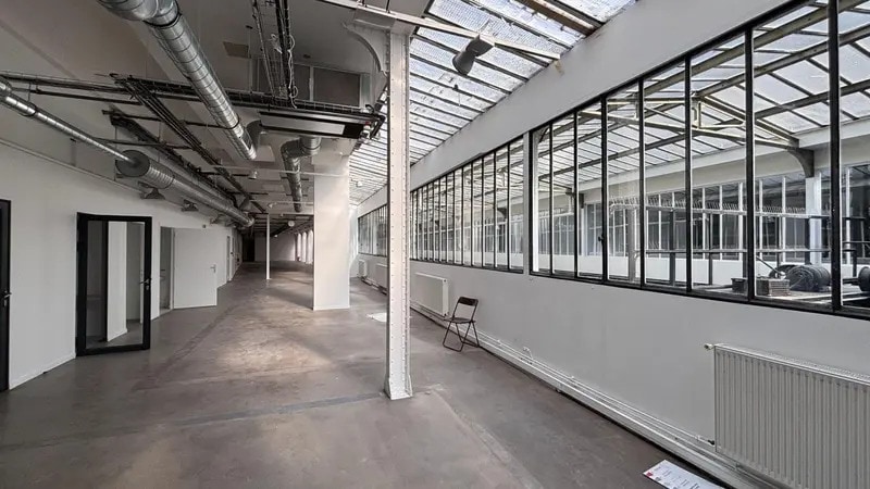 18 Rue Du Faubourg Du Temple, Paris for lease - Interior Photo - Image 2 of 10