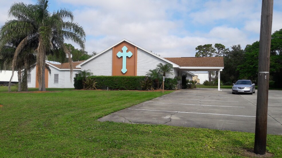 2450 Aurora Rd, Melbourne, FL 32935