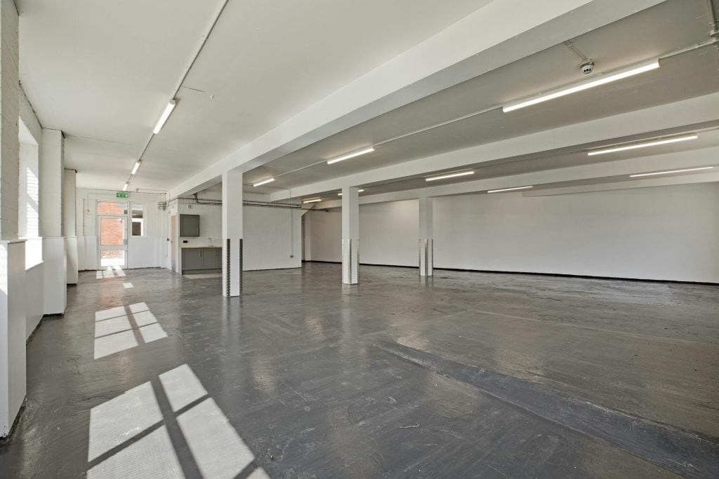 Burley Hill Trading Est, Leeds for lease Interior Photo- Image 1 of 5