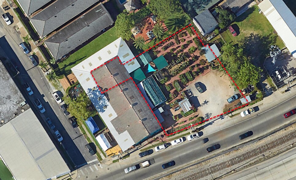 2375 Tchoupitoulas St, New Orleans, LA for sale - Building Photo - Image 1 of 1