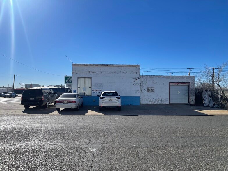 1021 E 8th St, Odessa, TX 79761 1021 E 8th